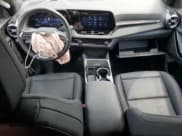 ✅ 2025 Chevrolet Equinox FWD LT • VIN: 3GNAXHEG1SL103994 • Lot: 65948645. Wystawiony na Copart z przebiegiem 8 527 mil. Bezpłatny archiwum sprzedaży aukcyjnych z USA i szczegółowy raport historii pojazdu na DreamBid. Zdjęcie 8.