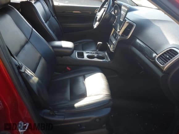 ✅ 2011 Jeep Grand Cherokee Laredo • VIN: 1J4RR4GG0BC528513 • Lot: 41903940. Listed on IAAI with 178,861 mi. Free auction sales archive from the USA and detailed vehicle history report at DreamBid. Image 5.