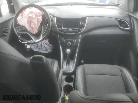 ✅ 2022 Chevrolet Trax LT • VIN: KL7CJLSMXNB563609 • Lot: 68684865. Listed on Copart with 28,448 mi. Free auction sales archive from the USA and detailed vehicle history report at DreamBid. Image 8.