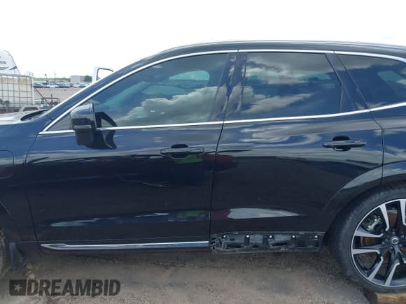 ✅ 2021 Volvo XC60 Inscription Expression • VIN: YV4BR0DL8M1877416 • Lot: 42686024. Listed on IAAI with Not provided. Free auction sales archive from the USA and detailed vehicle history report at DreamBid. Image 12.
