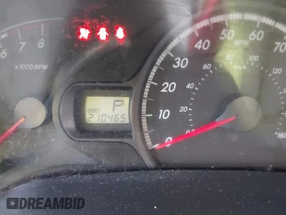 ✅ 2011 Toyota Sienna LE AAS • VIN: 5TDKK3DC2BS021747 • Lot: 38124275. Listed on IAAI with 210,465 mi. Free auction sales archive from the USA and detailed vehicle history report at DreamBid. Image 7.