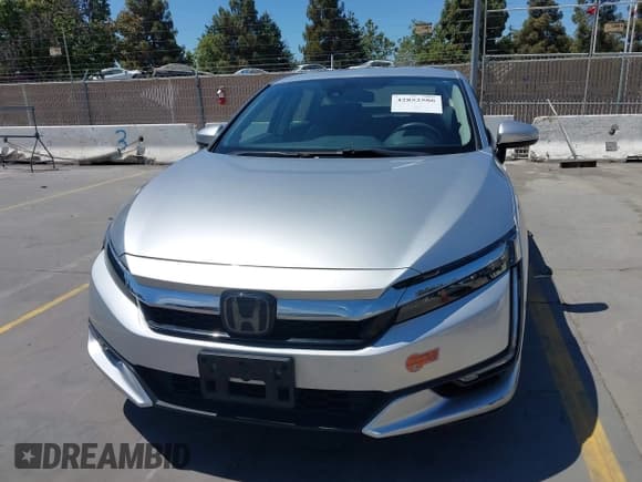 ✅ 2019 Honda Clarity • VIN: JHMZC5F11KC005574 • Lot: 42852586. Wystawiony na IAAI z przebiegiem 63 161 mil. Bezpłatny archiwum sprzedaży aukcyjnych z USA i szczegółowy raport historii pojazdu na DreamBid. Zdjęcie 12.