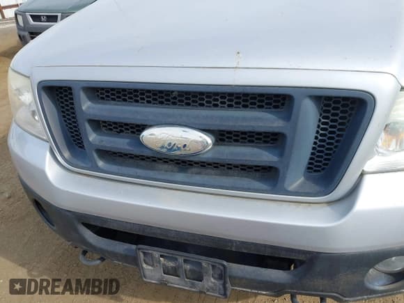 ✅ 2008 Ford F-150 XLT • VIN: 1FTPX14V88FB63980 • Лот: 42193896. Опубликован ранее на IAAI с пробегом 140 233 миль. Бесплатный доступ к архиву аукционных продаж из США и подробный отчёт об истории автомобиля на DreamBid. Изображение 6.