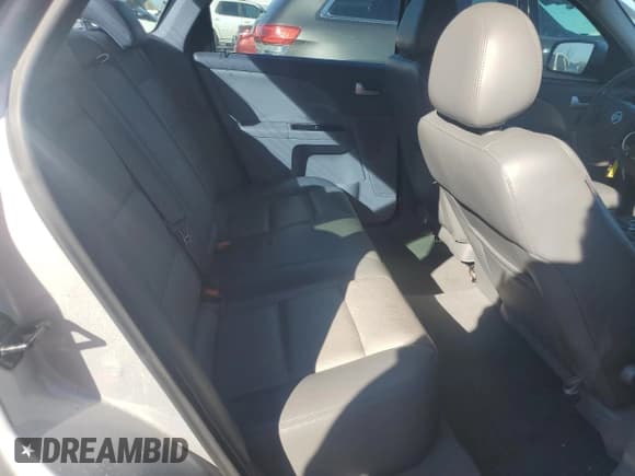 ✅ 2005 Mercury Montego Premier • VIN: 1MEHM42135G613537 • Лот: 79318504. Опубликован ранее на Copart с пробегом 173 576 миль. Бесплатный доступ к архиву аукционных продаж из США и подробный отчёт об истории автомобиля на DreamBid. Изображение 10.