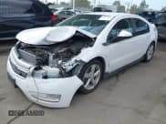 ✅ 2015 Chevrolet Volt • VIN: 1G1RC6E47FU141624 • Lot: 43303865. Wystawiony na IAAI z przebiegiem 38 622 mil. Bezpłatny archiwum sprzedaży aukcyjnych z USA i szczegółowy raport historii pojazdu na DreamBid. Zdjęcie 2.