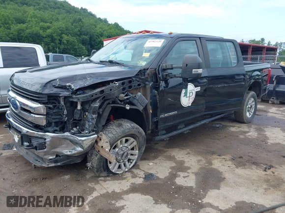 ✅ 2017 Ford F-250 Lariat • VIN: 1FT7W2BT9HEE43424 • Лот: 42582120. Опубликован ранее на IAAI с пробегом 197 497 миль. Бесплатный доступ к архиву аукционных продаж из США и подробный отчёт об истории автомобиля на DreamBid. Изображение 18.