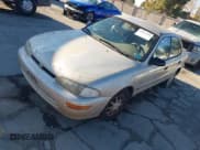 ✅ 1995 Chevrolet Prizm • VIN: 1Y1SK5283SZ021860 • Lot: 43917334. Wystawiony na IAAI z przebiegiem 242 285 mil. Bezpłatny archiwum sprzedaży aukcyjnych z USA i szczegółowy raport historii pojazdu na DreamBid. Zdjęcie 2.