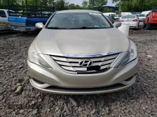 ✅ 2011 Hyundai Sonata GLS • VIN: 5NPEB4AC9BH136939 • Lot: 69317664. Listed on Copart with 161,191 mi. Free auction sales archive from the USA and detailed vehicle history report at DreamBid. Image 5.