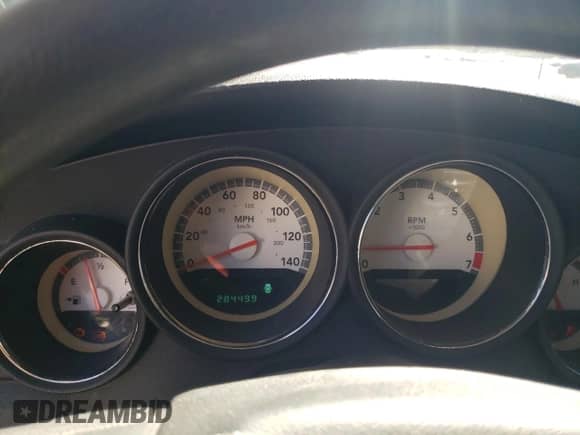 2009 Dodge Charger SXT с VIN 2B3KA33V09H566345, выставлен на аукционе Copart как лот 77218464 с пробегом 284 499 миль миль и Списание • Salvage title. История ставок и продаж доступна на DreamBid. Изображение 9.