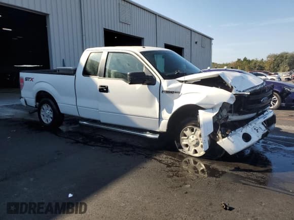 ✅ 2014 Ford F-150 XLT • VIN: 1FTEX1CM9EFC66594 • Lot: 93904805. Listed on Copart with 139,508 mi. Free auction sales archive from the USA and detailed vehicle history report at DreamBid. Image 4.