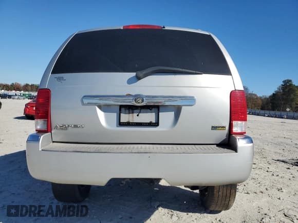 ✅ 2008 Chrysler Aspen Limited • VIN: 1A8HX58N78F136042 • Lot: 93224985. Wystawiony na Copart z przebiegiem Nie podano. Bezpłatny archiwum sprzedaży aukcyjnych z USA i szczegółowy raport historii pojazdu na DreamBid. Zdjęcie 6.