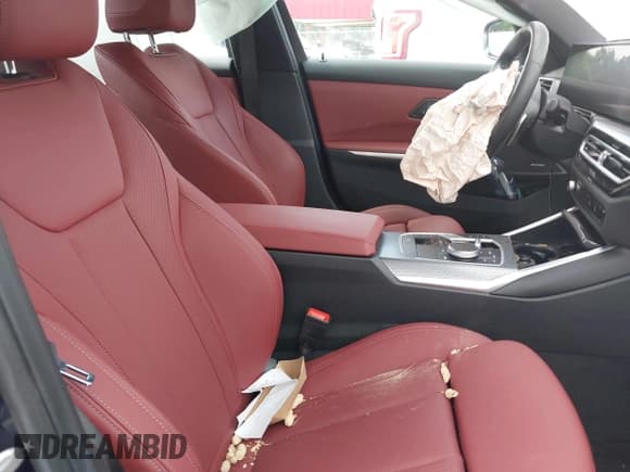 ✅ 2024 BMW 3 Series M340i xDrive • VIN: 3MW49FF04R8E25559 • Lot: 42325815. Wystawiony na IAAI z przebiegiem 8 971 mil. Bezpłatny archiwum sprzedaży aukcyjnych z USA i szczegółowy raport historii pojazdu na DreamBid. Zdjęcie 5.