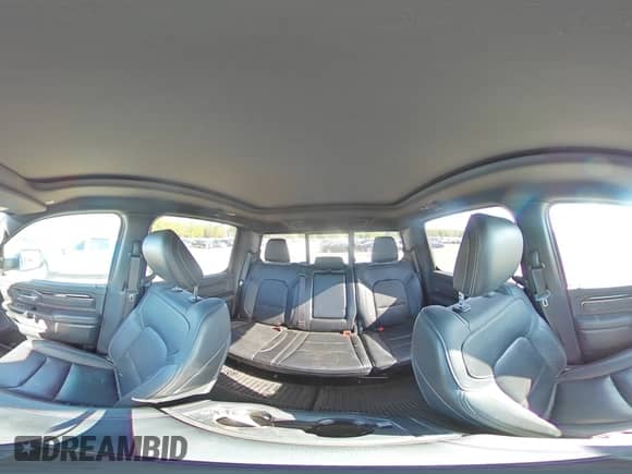 2020 Ram 1500 Rebel z VIN 1C6SRFLM9LN359457, wystawiony jako Copart lot #52703575 z przebiegiem 29 454 mil mil oraz Czysty tytuł • Clean title. Historia ofert i sprzedaży dostępna na DreamBid. Obrazek 12.