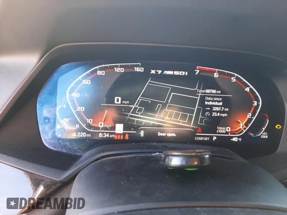 ✅ 2020 BMW X7 M50i • VIN: 5UXCX6C09L9C79747 • Lot: 68047972. Wystawiony na Copart z przebiegiem 68 766 mil. Bezpłatny archiwum sprzedaży aukcyjnych z USA i szczegółowy raport historii pojazdu na DreamBid. Zdjęcie 9.