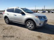 ✅ 2013 Toyota RAV4 LE • VIN: JTMBFREV9D5005769 • Лот: 92500195. Опубликован ранее на Copart с пробегом 192 988 миль. Бесплатный доступ к архиву аукционных продаж из США и подробный отчёт об истории автомобиля на DreamBid. Изображение 4.