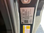 ✅ 2018 GMC Sierra 1500 • VIN: 1GTN1LEH9JZ159728 • Lot: 43947665. Wystawiony na Copart z przebiegiem 93 130 mil. Bezpłatny archiwum sprzedaży aukcyjnych z USA i szczegółowy raport historii pojazdu na DreamBid. Zdjęcie 13.