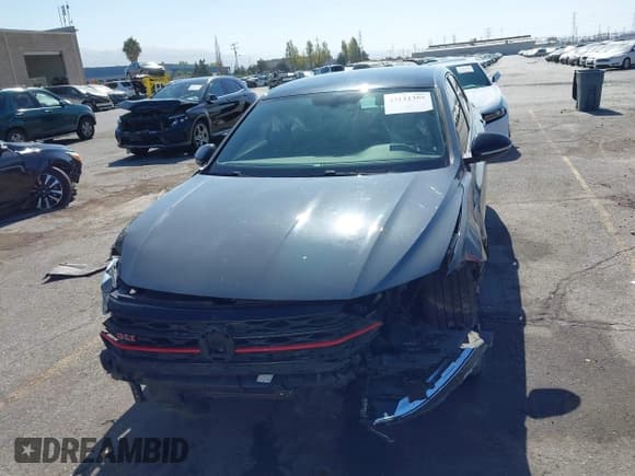 ✅ 2019 Volkswagen Jetta S • VIN: 3VW6T7BU8KM180058 • Lot: 43121355. Wystawiony na IAAI z przebiegiem 69 490 mil. Bezpłatny archiwum sprzedaży aukcyjnych z USA i szczegółowy raport historii pojazdu na DreamBid. Zdjęcie 13.