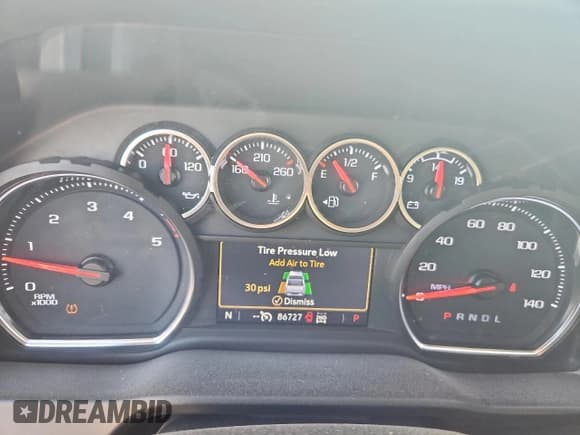 ✅ 2022 Chevrolet Silverado 2500HD LT • VIN: 2GC4YNEY3N1227202 • Лот: 84901425. Опубликован ранее на Copart с пробегом 86 727 миль. Бесплатный доступ к архиву аукционных продаж из США и подробный отчёт об истории автомобиля на DreamBid. Изображение 9.