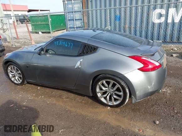 ✅ 2015 Nissan 370Z Nismo • VIN: JN1AZ4EH6FM442138 • Lot: 43814677. Listed on IAAI with 55,621 mi. Free auction sales archive from the USA and detailed vehicle history report at DreamBid. Image 14.