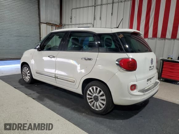 ✅ 2014 FIAT 500L Lounge • VIN: ZFBCFACH3EZ029808 • Lot: 84740745. Wystawiony na Copart z przebiegiem 109 272 mil. Bezpłatny archiwum sprzedaży aukcyjnych z USA i szczegółowy raport historii pojazdu na DreamBid. Zdjęcie 2.