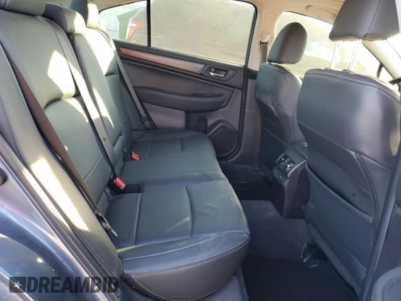 ✅ 2015 Subaru Legacy Limited • VIN: 4S3BNBL69F3073879 • Lot: 91064705. Wystawiony na Copart z przebiegiem 106 612 mil. Bezpłatny archiwum sprzedaży aukcyjnych z USA i szczegółowy raport historii pojazdu na DreamBid. Zdjęcie 10.