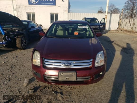 ✅ 2007 Ford Fusion SE • VIN: 3FAHP07ZX7R174936 • Лот: 81015575. Опубликован ранее на Copart с пробегом 250 716 миль. Бесплатный доступ к архиву аукционных продаж из США и подробный отчёт об истории автомобиля на DreamBid. Изображение 5.