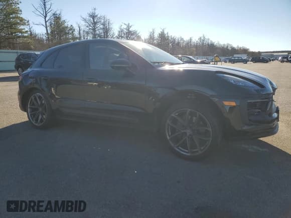 ✅ 2022 Porsche Macan • VIN: WP1AA2A51NLB04069 • Lot: 92630095. Wystawiony na Copart z przebiegiem 19 558 mil. Bezpłatny archiwum sprzedaży aukcyjnych z USA i szczegółowy raport historii pojazdu na DreamBid. Zdjęcie 4.