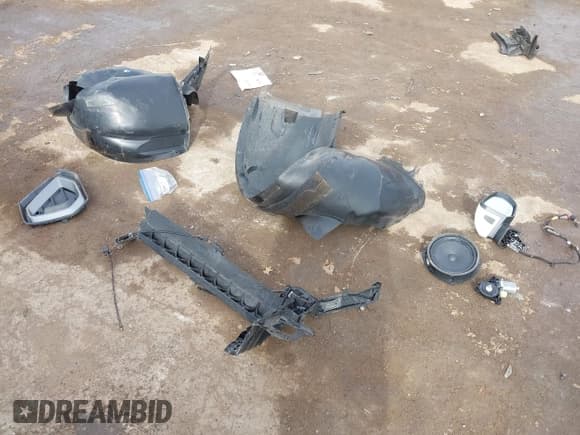 ✅ 2024 Audi Q3 S line Premium • VIN: WA1DECF37R1084843 • Lot: 43735599. Listed on IAAI with 10,462 mi. Free auction sales archive from the USA and detailed vehicle history report at DreamBid. Image 12.