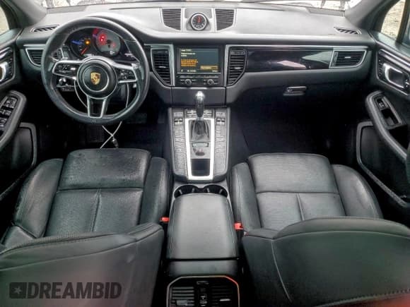 ✅ 2016 Porsche Macan S • VIN: WP1AB2A56GLB52585 • Lot: 95707345. Wystawiony na Copart z przebiegiem 44 696 mil. Bezpłatny archiwum sprzedaży aukcyjnych z USA i szczegółowy raport historii pojazdu na DreamBid. Zdjęcie 8.