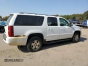 ✅ 2007 Chevrolet Suburban LT • VIN: 1GNFK16327J314174 • Lot: 75510724. Wystawiony na Copart z przebiegiem 238 415 mil. Bezpłatny archiwum sprzedaży aukcyjnych z USA i szczegółowy raport historii pojazdu na DreamBid. Zdjęcie 3.