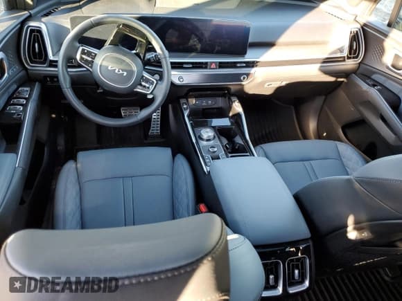 ✅ 2025 Kia Sorento SX Prestige • VIN: KNDRKDJG5S5292240 • Лот: 82669524. Опубликован ранее на Copart с пробегом 2 129 миль. Бесплатный доступ к архиву аукционных продаж из США и подробный отчёт об истории автомобиля на DreamBid. Изображение 8.