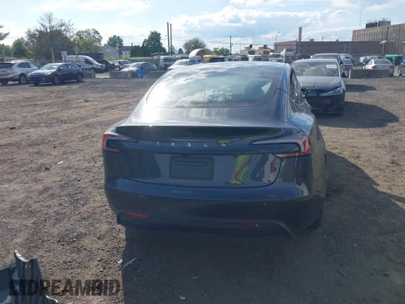 ✅ 2024 Tesla Model 3 • VIN: 5YJ3E1EA2RF729928 • Лот: 43109938. Опубликован ранее на IAAI с пробегом 12 794 миль. Бесплатный доступ к архиву аукционных продаж из США и подробный отчёт об истории автомобиля на DreamBid. Изображение 16.