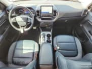 ✅ 2023 Ford Bronco Sport Outer Banks • VIN: 3FMCR9C65PRE29065 • Lot: 85318675. Wystawiony na Copart z przebiegiem 31 624 mil. Bezpłatny archiwum sprzedaży aukcyjnych z USA i szczegółowy raport historii pojazdu na DreamBid. Zdjęcie 8.