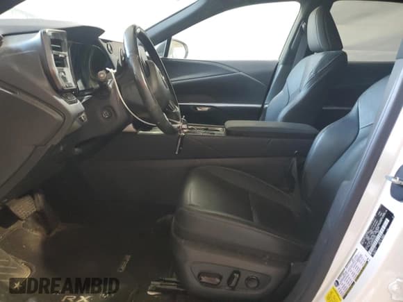 ✅ 2023 Lexus RX 350 F Sport • VIN: 2T2BAMCA2PC023051 • Lot: 68672025. Wystawiony na Copart z przebiegiem 41 940 mil. Bezpłatny archiwum sprzedaży aukcyjnych z USA i szczegółowy raport historii pojazdu na DreamBid. Zdjęcie 7.