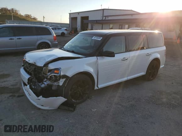 ✅ 2017 Ford Flex SEL • VIN: 2FMHK6C88HBA10847 • Lot: 90760385. Listed on Copart with 101,718 mi. Free auction sales archive from the USA and detailed vehicle history report at DreamBid. Image 1.