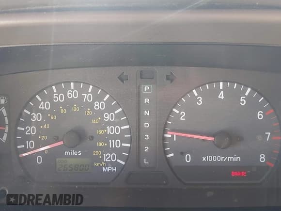 ✅ 1999 Mitsubishi Montero Sport XLS • VIN: JA4LS31H3XP034040 • Lot: 41533558. Wystawiony na IAAI z przebiegiem 265 800 mil. Bezpłatny archiwum sprzedaży aukcyjnych z USA i szczegółowy raport historii pojazdu na DreamBid. Zdjęcie 7.