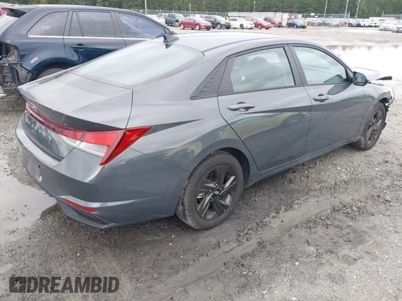 ✅ 2023 Hyundai Elantra SEL • VIN: KMHLM4AGXPU584510 • Lot: 43434127. Wystawiony na IAAI z przebiegiem 21 209 mil. Bezpłatny archiwum sprzedaży aukcyjnych z USA i szczegółowy raport historii pojazdu na DreamBid. Zdjęcie 4.