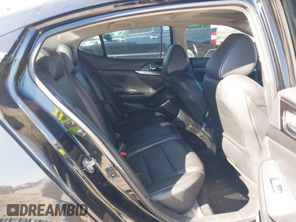 ✅ 2019 Nissan Maxima Platinum • VIN: 1N4AA6AV0KC365901 • Лот: 41473793. Опубликован ранее на IAAI с пробегом 137 772 миль. Бесплатный доступ к архиву аукционных продаж из США и подробный отчёт об истории автомобиля на DreamBid. Изображение 8.