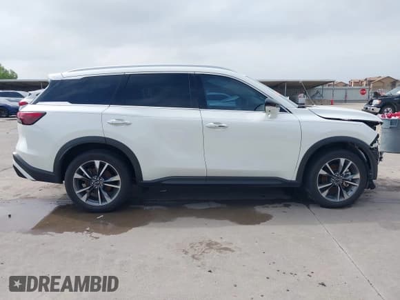 ✅ 2023 Infiniti QX60 Luxe • VIN: 5N1DL1FS0PC356315 • Lot: 42177668. Wystawiony na IAAI z przebiegiem 30 690 mil. Bezpłatny archiwum sprzedaży aukcyjnych z USA i szczegółowy raport historii pojazdu na DreamBid. Zdjęcie 14.