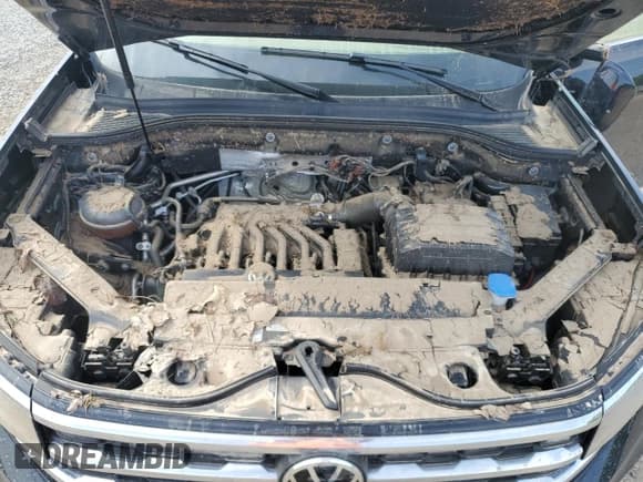 ✅ 2022 Volkswagen Atlas SE • VIN: 1V2KR2CA2NC523832 • Лот: 52728305. Опубликован ранее на Copart с пробегом 41 690 миль. Бесплатный доступ к архиву аукционных продаж из США и подробный отчёт об истории автомобиля на DreamBid. Изображение 13.