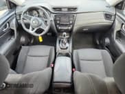 ✅ 2017 Nissan Rogue SV • VIN: KNMAT2MV9HP613069 • Лот: 92026505. Опубликован ранее на Copart с пробегом 60 557 миль. Бесплатный доступ к архиву аукционных продаж из США и подробный отчёт об истории автомобиля на DreamBid. Изображение 8.