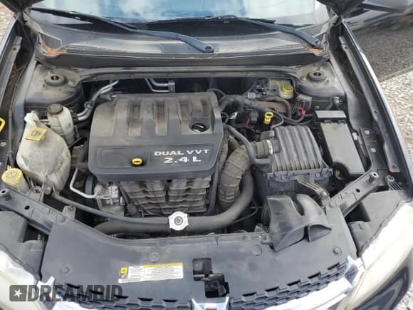 ✅ 2013 Dodge Avenger SE • VIN: 1C3CDZABXDN517423 • Лот: 41383595. Опубликован ранее на Copart с пробегом 193 061 миль. Бесплатный доступ к архиву аукционных продаж из США и подробный отчёт об истории автомобиля на DreamBid. Изображение 11.