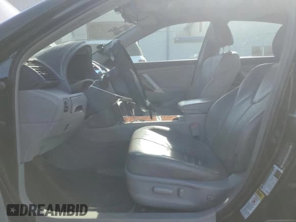 ✅ 2010 Toyota Camry LE • VIN: 4T1BF3EK5AU533647 • Lot: 91686415. Wystawiony na Copart z przebiegiem 178 057 mil. Bezpłatny archiwum sprzedaży aukcyjnych z USA i szczegółowy raport historii pojazdu na DreamBid. Zdjęcie 7.