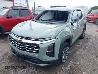 ✅ 2025 Chevrolet Equinox FWD LT • VIN: 3GNAXHEG2SL243150 • Lot: 43105771. Wystawiony na IAAI z przebiegiem 10 621 mil. Bezpłatny archiwum sprzedaży aukcyjnych z USA i szczegółowy raport historii pojazdu na DreamBid. Zdjęcie 2.