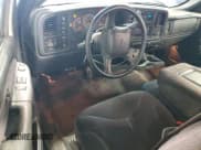 ✅ 2000 GMC Sierra 1500 SLE • VIN: 1GTEK14T4YZ130591 • Лот: 71564235. Опубликован ранее на Copart с пробегом 214 388 миль. Бесплатный доступ к архиву аукционных продаж из США и подробный отчёт об истории автомобиля на DreamBid. Изображение 8.