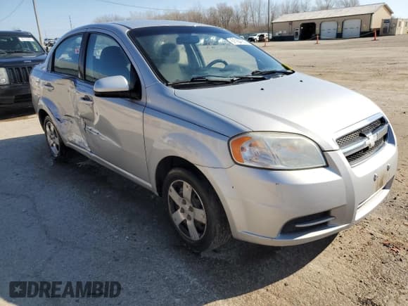 ✅ 2010 Chevrolet Aveo 1LT • VIN: KL1TD5DE0AB048857 • Lot: 50164665. Wystawiony na Copart z przebiegiem 62 811 mil. Bezpłatny archiwum sprzedaży aukcyjnych z USA i szczegółowy raport historii pojazdu na DreamBid. Zdjęcie 4.