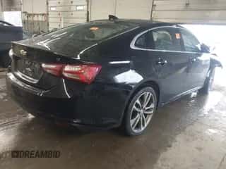 2022 Chevrolet Malibu LT z VIN 1G1ZD5STXNF124161, wystawiony jako IAAI lot #43594417 z przebiegiem 110 894 mil mil oraz . Historia ofert i sprzedaży dostępna na DreamBid. Obrazek 4.