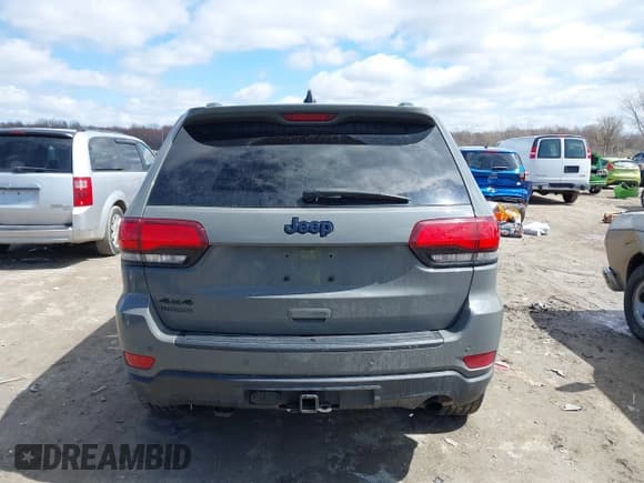 ✅ 2019 Jeep Grand Cherokee Upland • VIN: 1C4RJFAG5KC608293 • Lot: 41989929. Listed on IAAI with 129,229 mi. Free auction sales archive from the USA and detailed vehicle history report at DreamBid. Image 16.