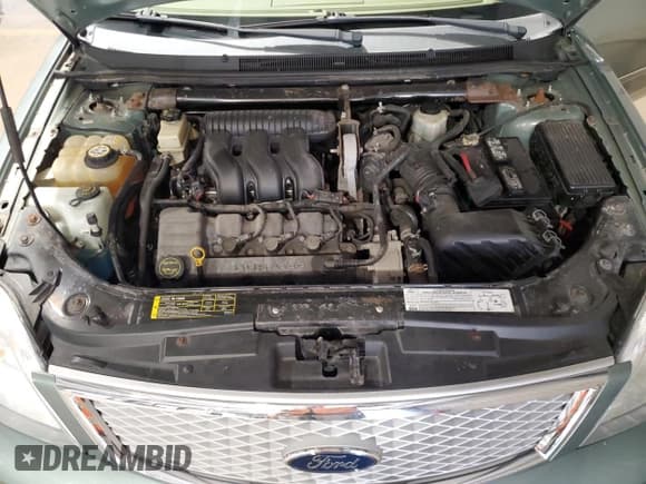 ✅ 2005 Ford Five Hundred Limited • VIN: 1FAHP28115G205418 • Lot: 82580195. Wystawiony na Copart z przebiegiem 115 885 mil. Bezpłatny archiwum sprzedaży aukcyjnych z USA i szczegółowy raport historii pojazdu na DreamBid. Zdjęcie 11.