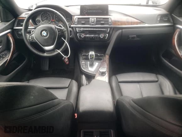 ✅ 2016 BMW 4 Series 428i • VIN: WBA4A9C56GGL89655 • Лот: 63251865. Опубликован ранее на Copart с пробегом 121 669 миль. Бесплатный доступ к архиву аукционных продаж из США и подробный отчёт об истории автомобиля на DreamBid. Изображение 8.